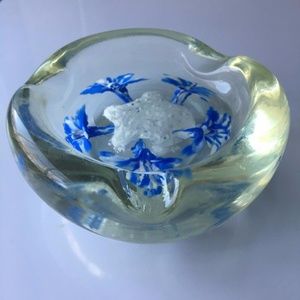 Vintage Mid-Century Art Glass Ash Tray